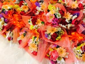 卒園式でミニブーケ｜「花工房　浪漫」　（愛知県小牧市の花キューピット加盟店 花屋）のブログ