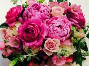 シャクヤク素晴らしいです。｜「花工房　浪漫」　（愛知県小牧市の花キューピット加盟店 花屋）のブログ