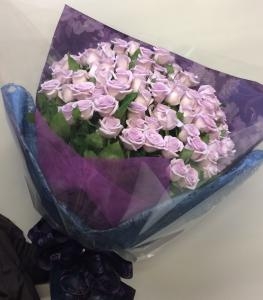 紫のバラ70本！！｜「花工房　浪漫」　（愛知県小牧市の花キューピット加盟店 花屋）のブログ