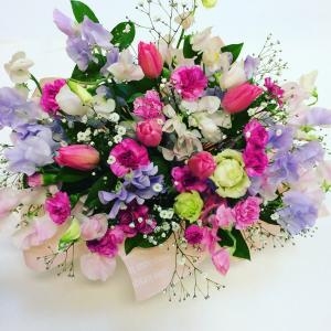春のお花をアレンジメントにして。｜「花工房　浪漫」　（愛知県小牧市の花キューピット加盟店 花屋）のブログ