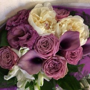 いい色のカラーです。｜「花工房　浪漫」　（愛知県小牧市の花キューピット加盟店 花屋）のブログ