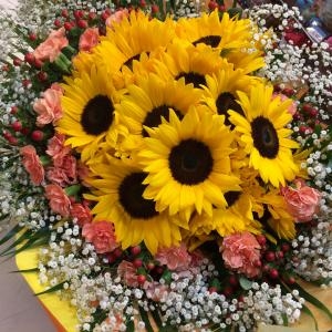 まだ綺麗なヒマワリありますよ。｜「花工房　浪漫」　（愛知県小牧市の花キューピット加盟店 花屋）のブログ