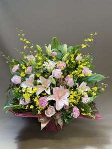 お祝いのお花をお届けしました。｜「花工房　浪漫」　（愛知県小牧市の花キューピット加盟店 花屋）のブログ
