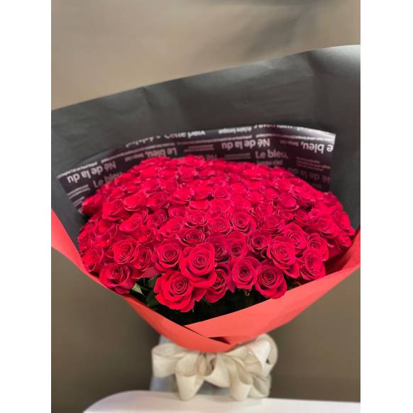 プロポーズに…108本の赤い薔薇の花束 900031